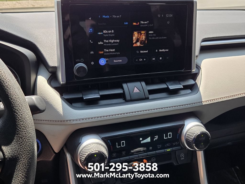 Used 2024 Toyota RAV4 XLE w/ Convenience Package FWD image 18
