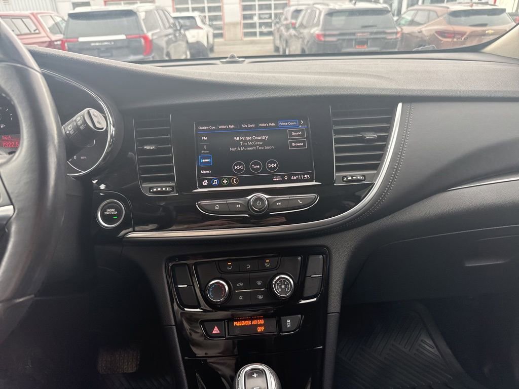 Used 2022 Buick Encore Preferred w/ Safety Package image 22