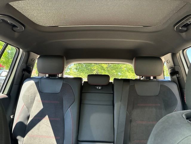 Used 2023 Mercedes-Benz EQB 300 4MATIC image 28