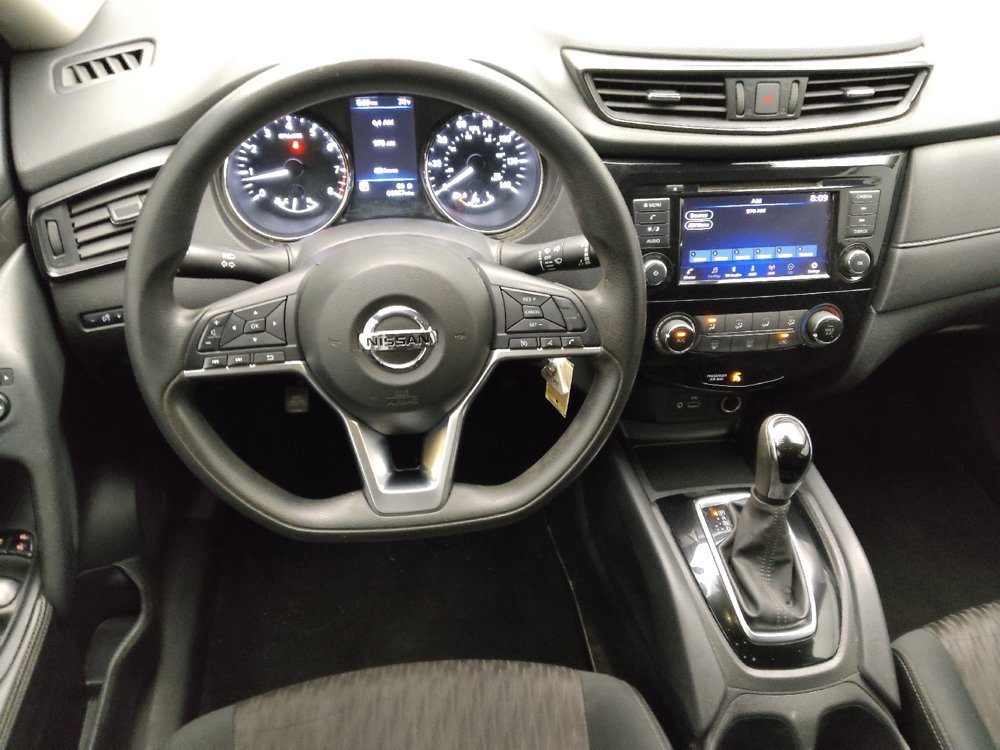 Used 2019 Nissan Rogue S FWD image 22