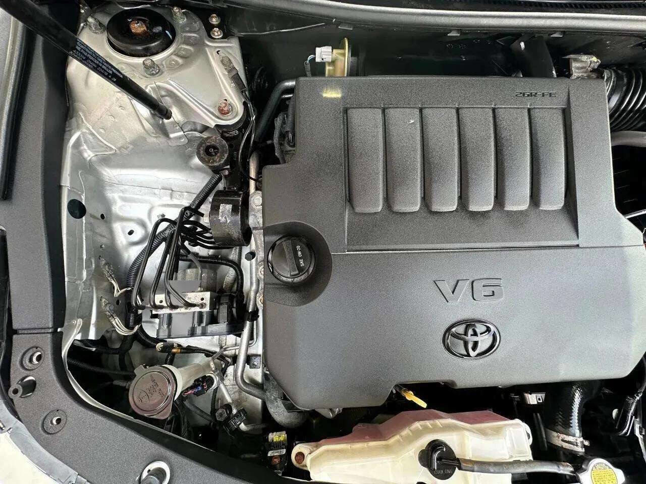 Used 2013 Toyota Avalon XLE Touring image 39