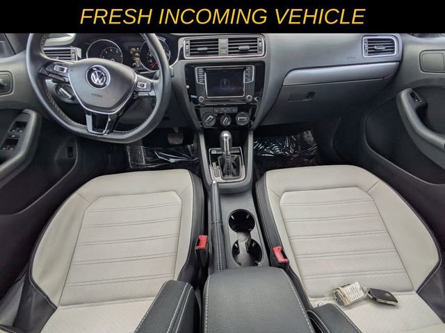 Used 2016 Volkswagen Jetta Sport image 12