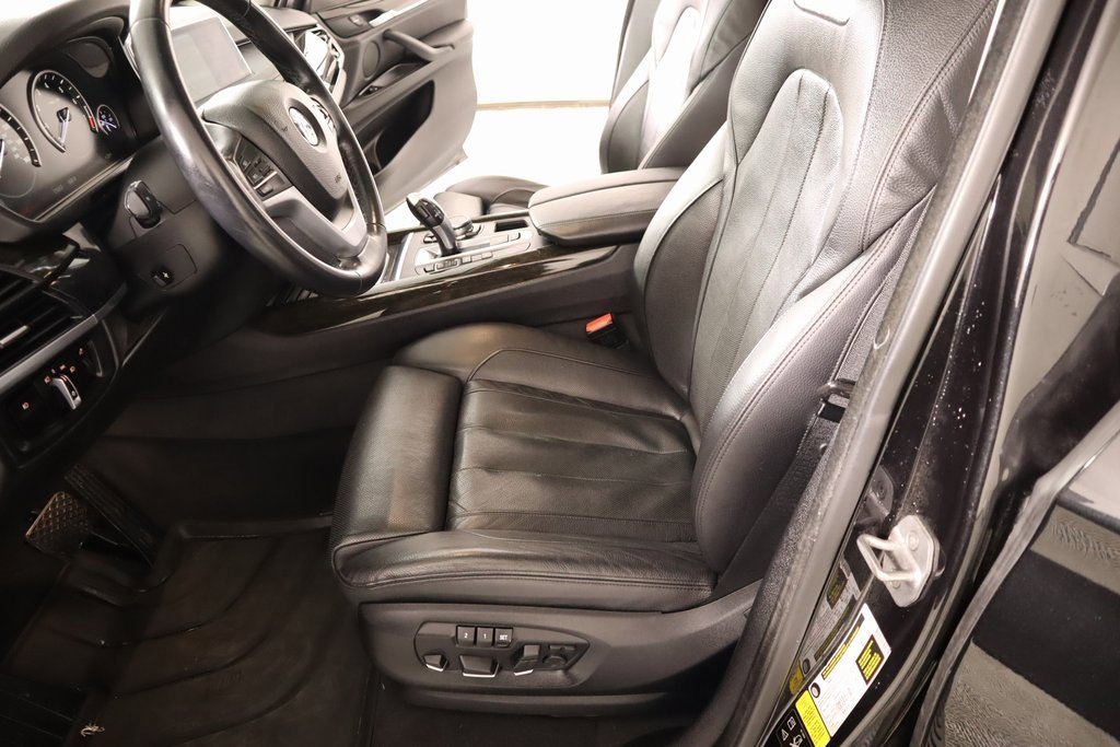 Used 2015 BMW X5 xDrive35i image 12