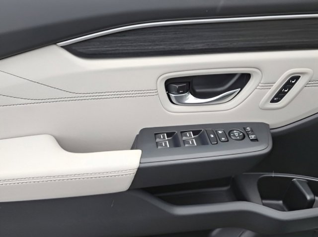 New 2026 Honda Pilot Touring image 41