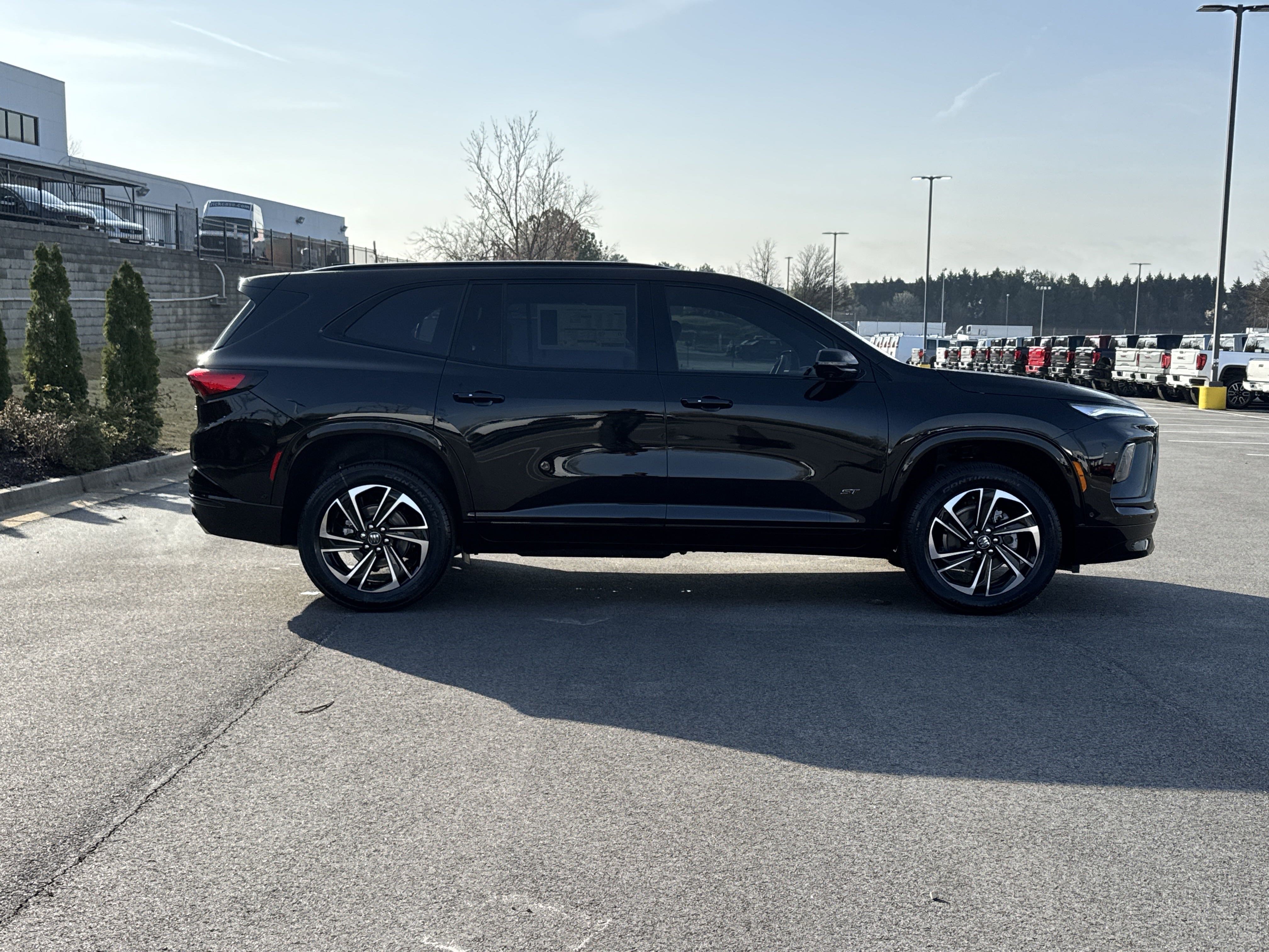 New 2025 Buick Enclave Sport Touring w/ Super Cruise Package image 11