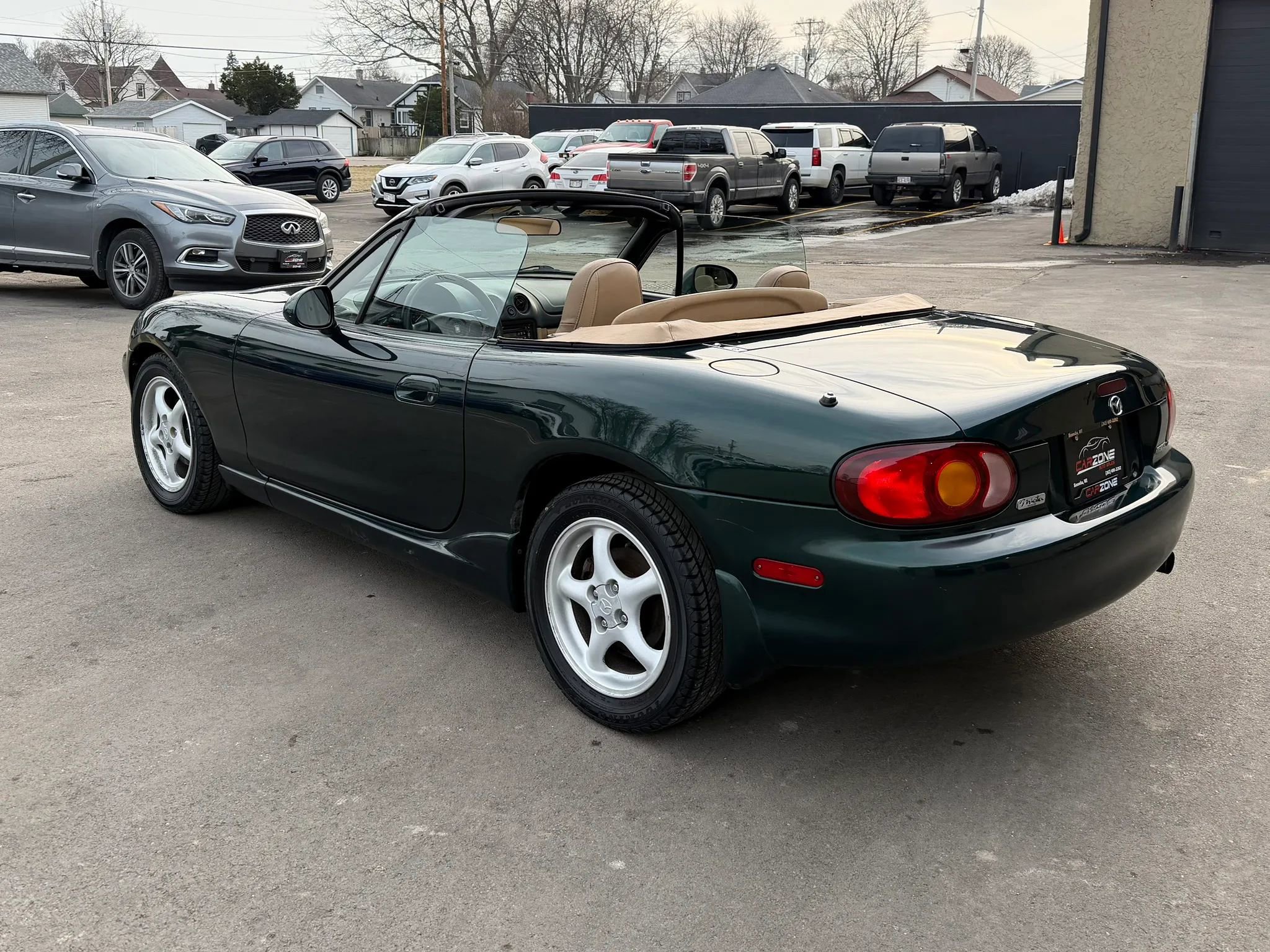 Used 1999 MAZDA MX-5 Miata Convertible 2D image 16