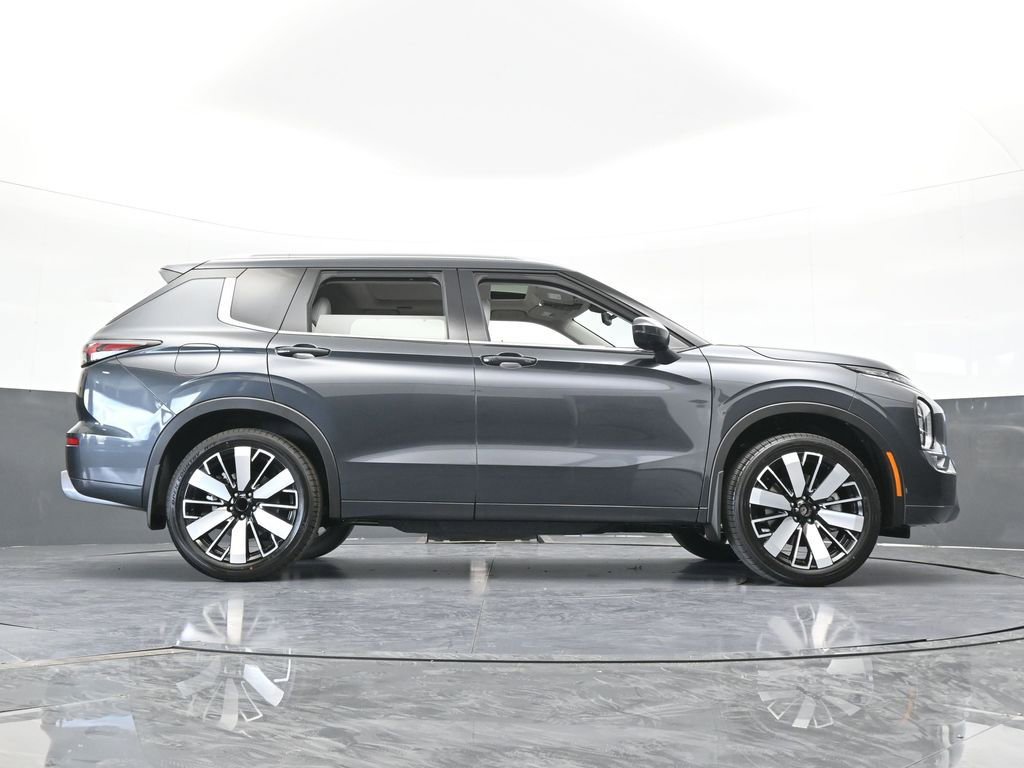 New 2026 Mitsubishi Outlander SEL FWD image 61