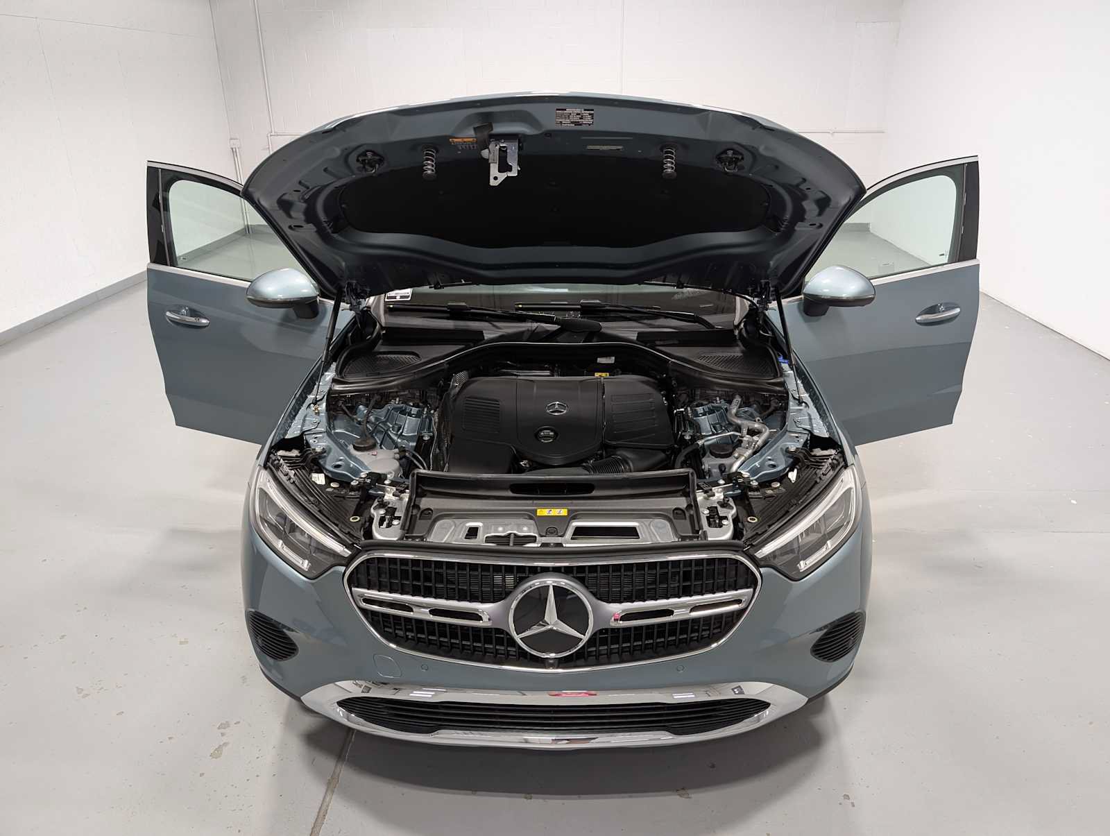 New 2026 Mercedes-Benz GLC 300 4MATIC image 11