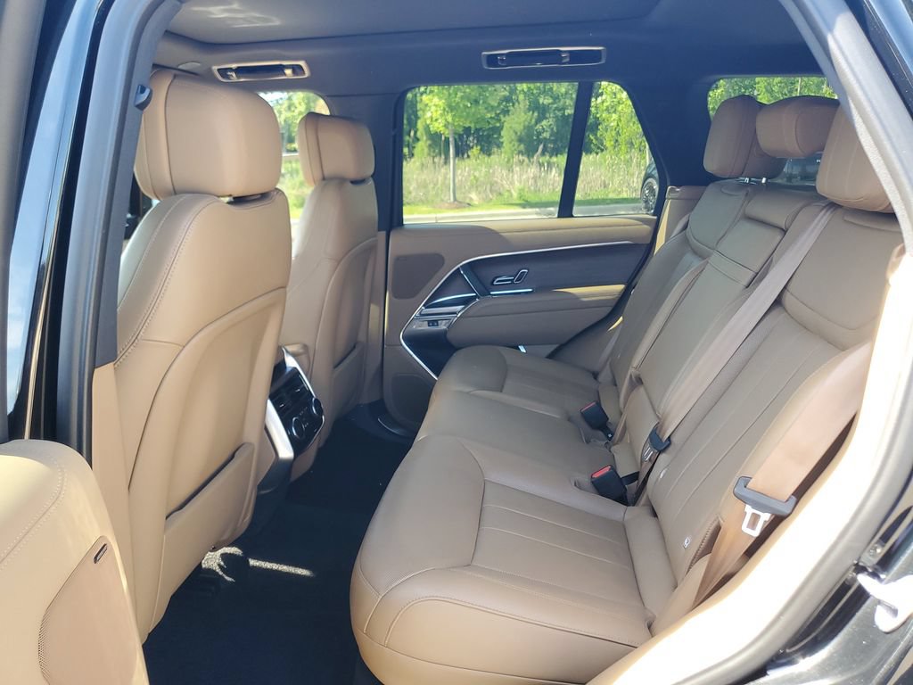 Certified 2023 Land Rover Range Rover SE AWD/4WD image 26