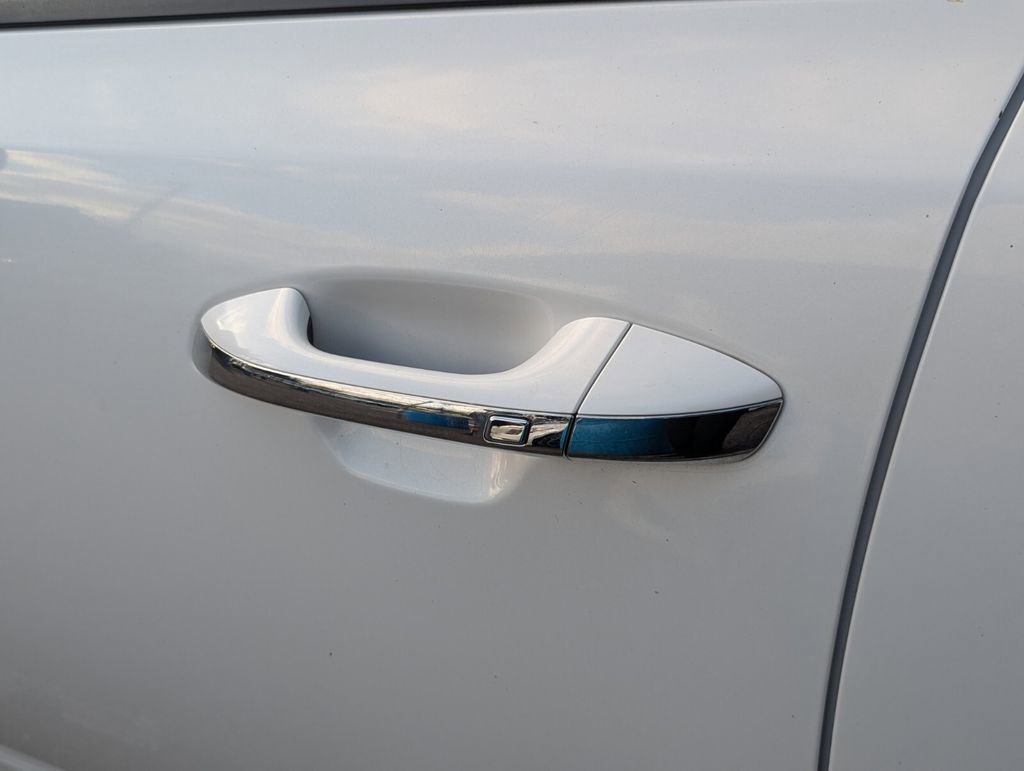 Used 2020 Kia Optima S image 27