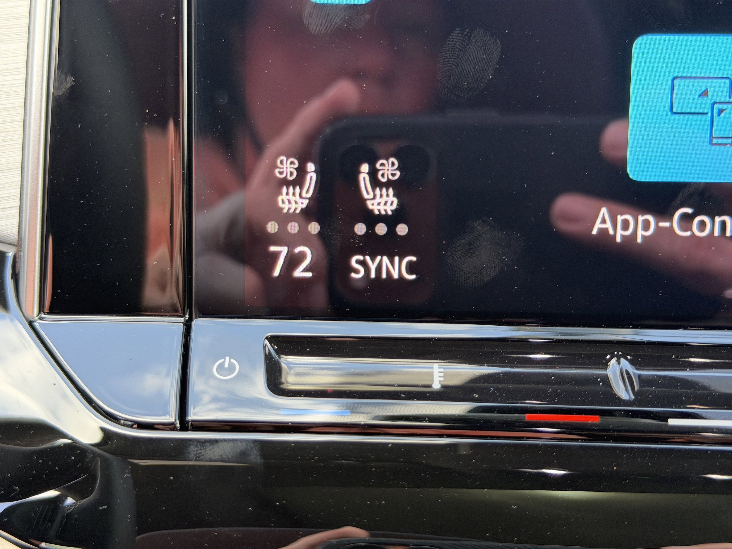 New 2026 Volkswagen Atlas Cross Sport SE FWD image 21