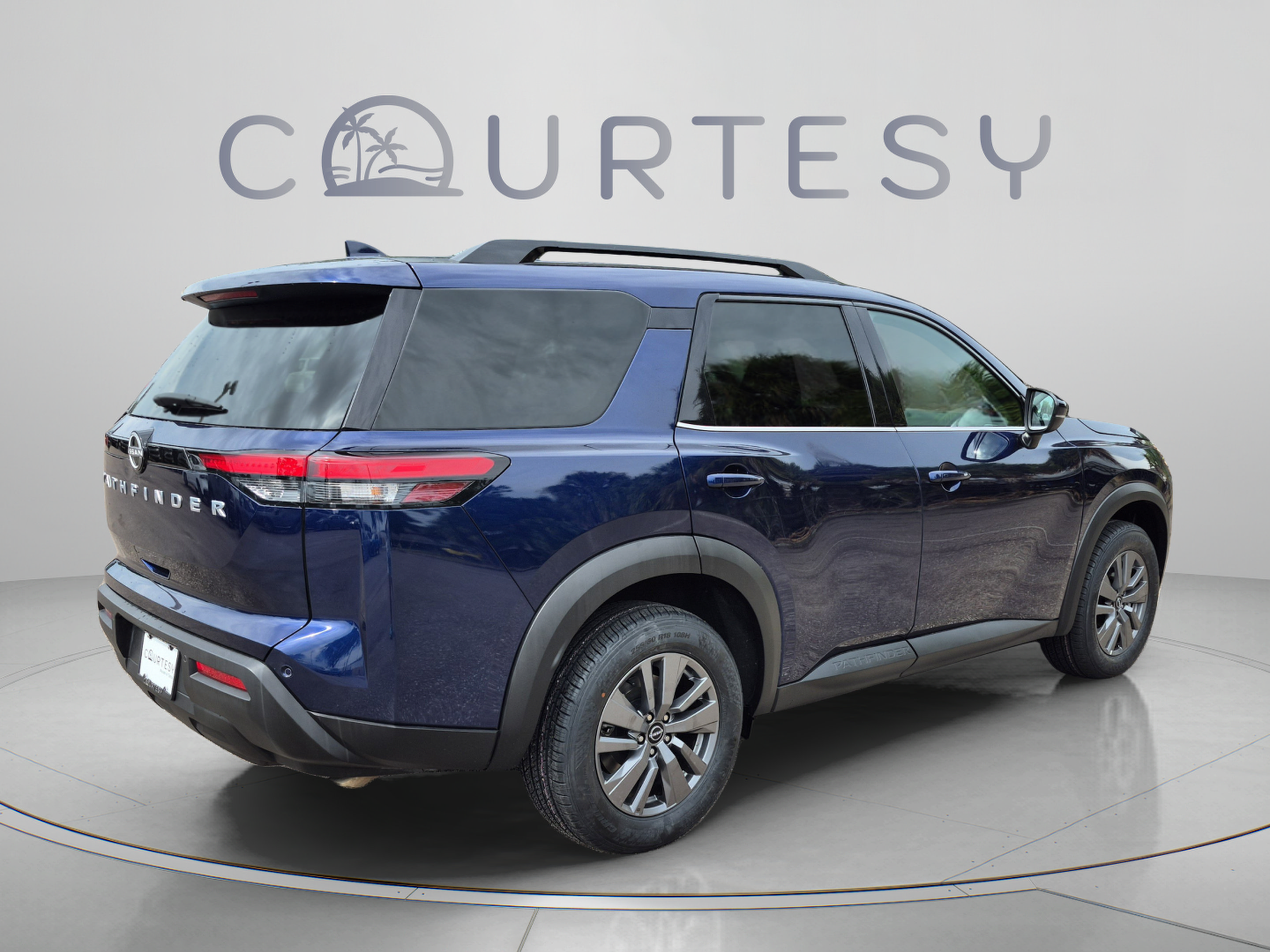 Certified 2025 Nissan Pathfinder SV FWD image 7