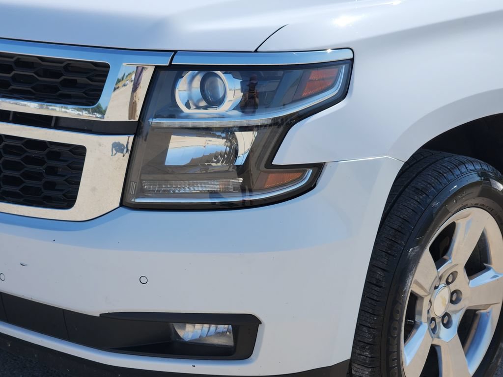 Used 2020 Chevrolet Suburban LT w/ Texas Edition Package AWD/4WD image 9