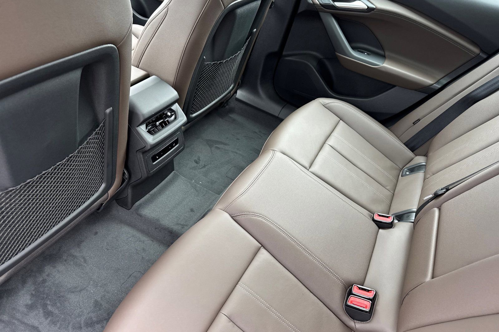 New 2025 Audi A6 e-tron Premium Plus AWD/4WD image 9
