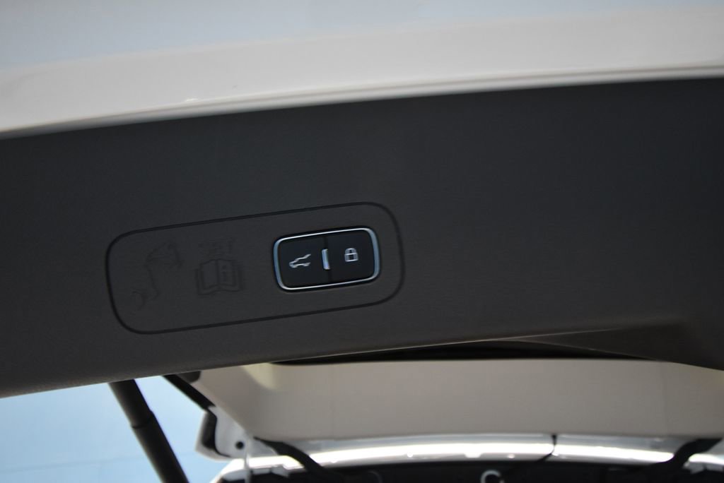 Used 2021 Lincoln Aviator Reserve w/ Elements Package Plus image 34