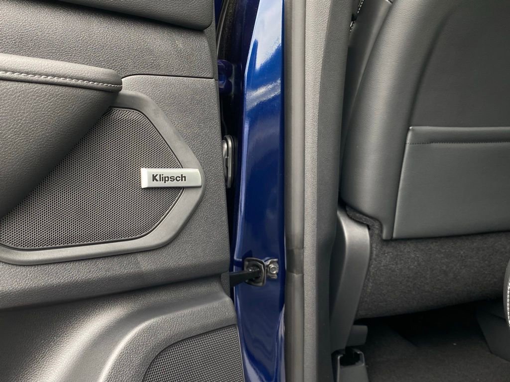 New 2025 Nissan Armada SL w/ Captain's Chari Seat Package image 20