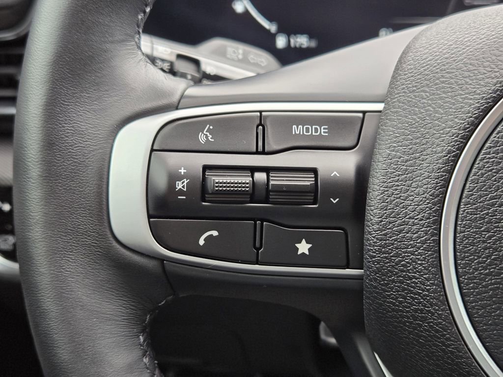 Certified 2024 Kia Sportage SX FWD image 28