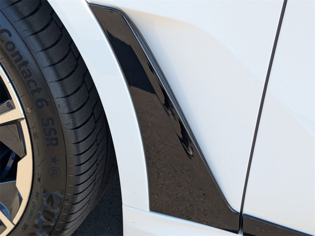 New 2026 BMW X7 M60i image 41