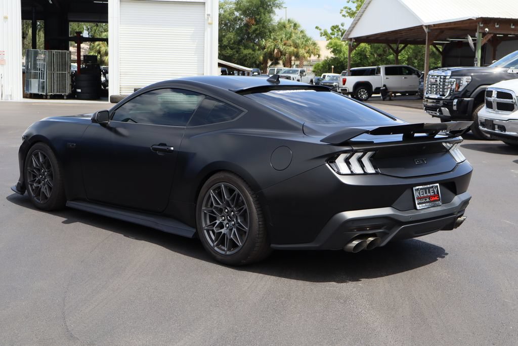 Used 2024 Ford Mustang GT Premium w/ GT Performance Package RWD image 7