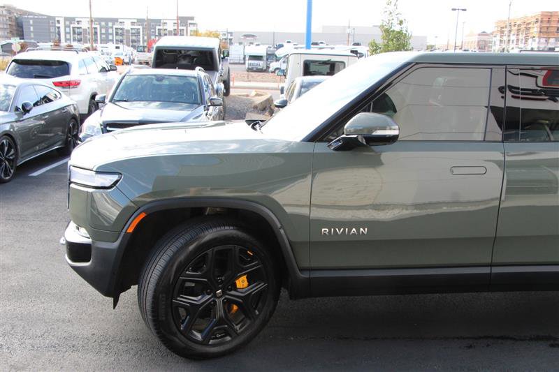 Used 2022 Rivian R1T Launch Edition image 4