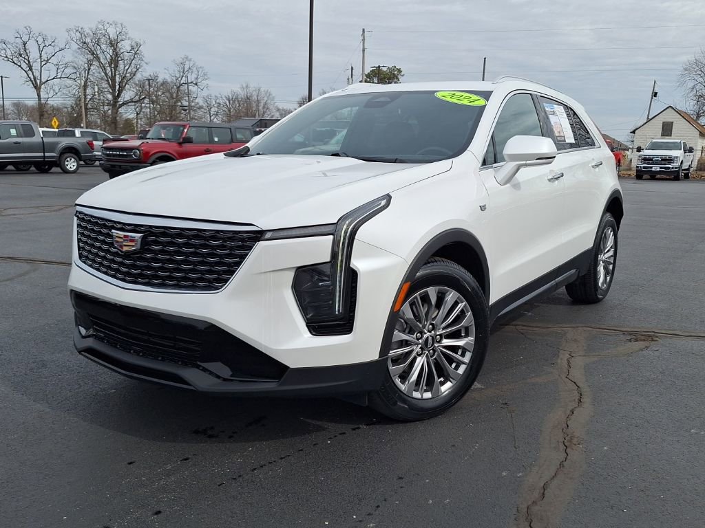 Used 2024 Cadillac XT4 Premium Luxury image 28