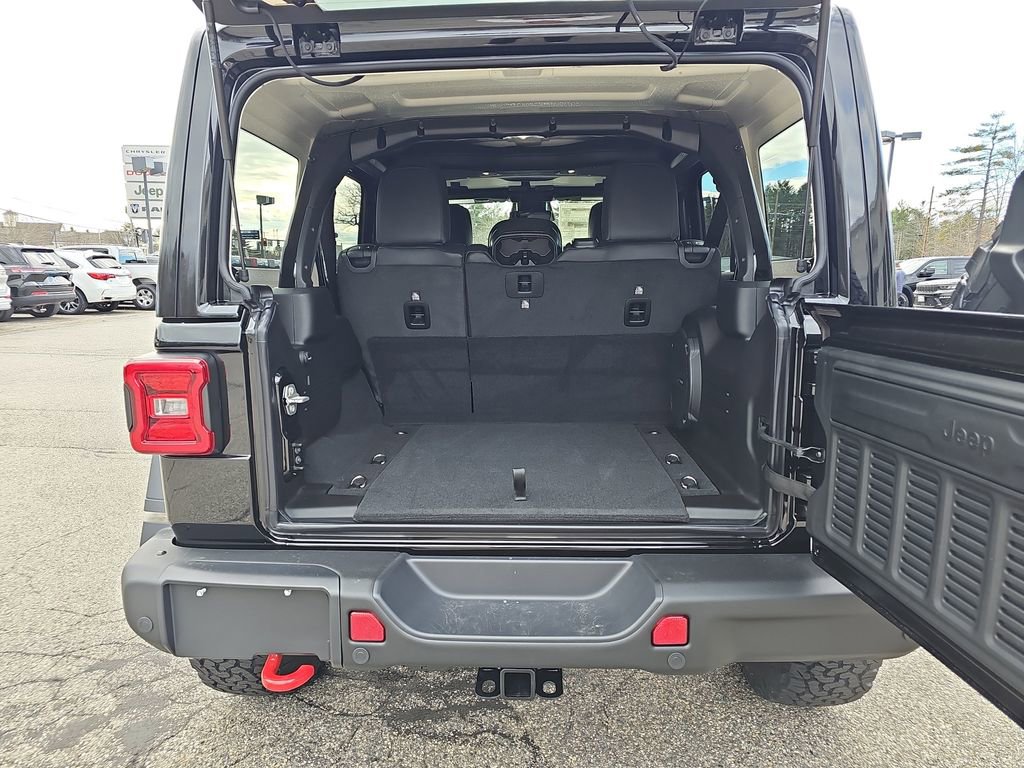 New 2026 Jeep Wrangler Unlimited Rubicon w/ Safety Group image 26