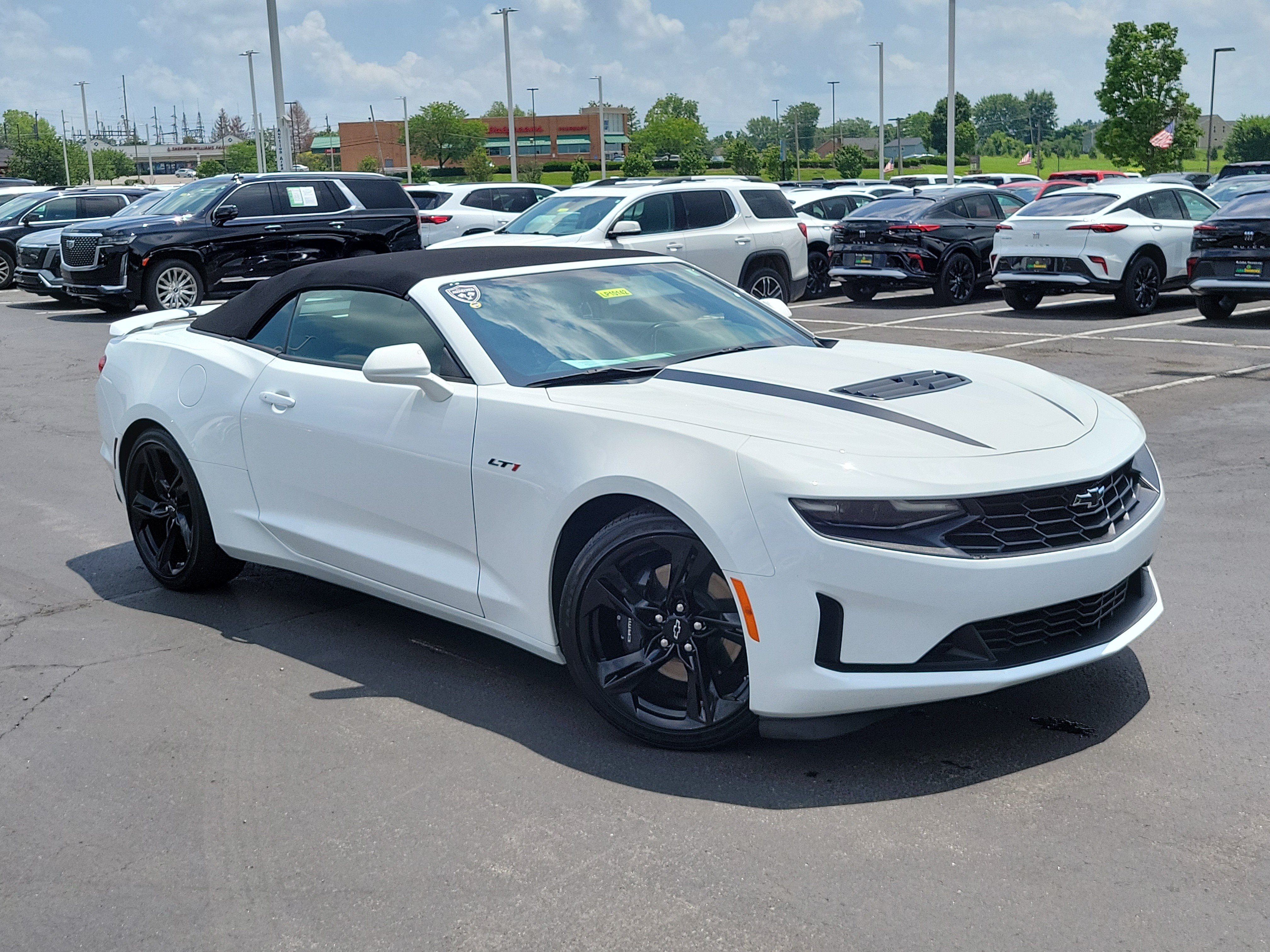 Used 2023 Chevrolet Camaro LT RWD image 30