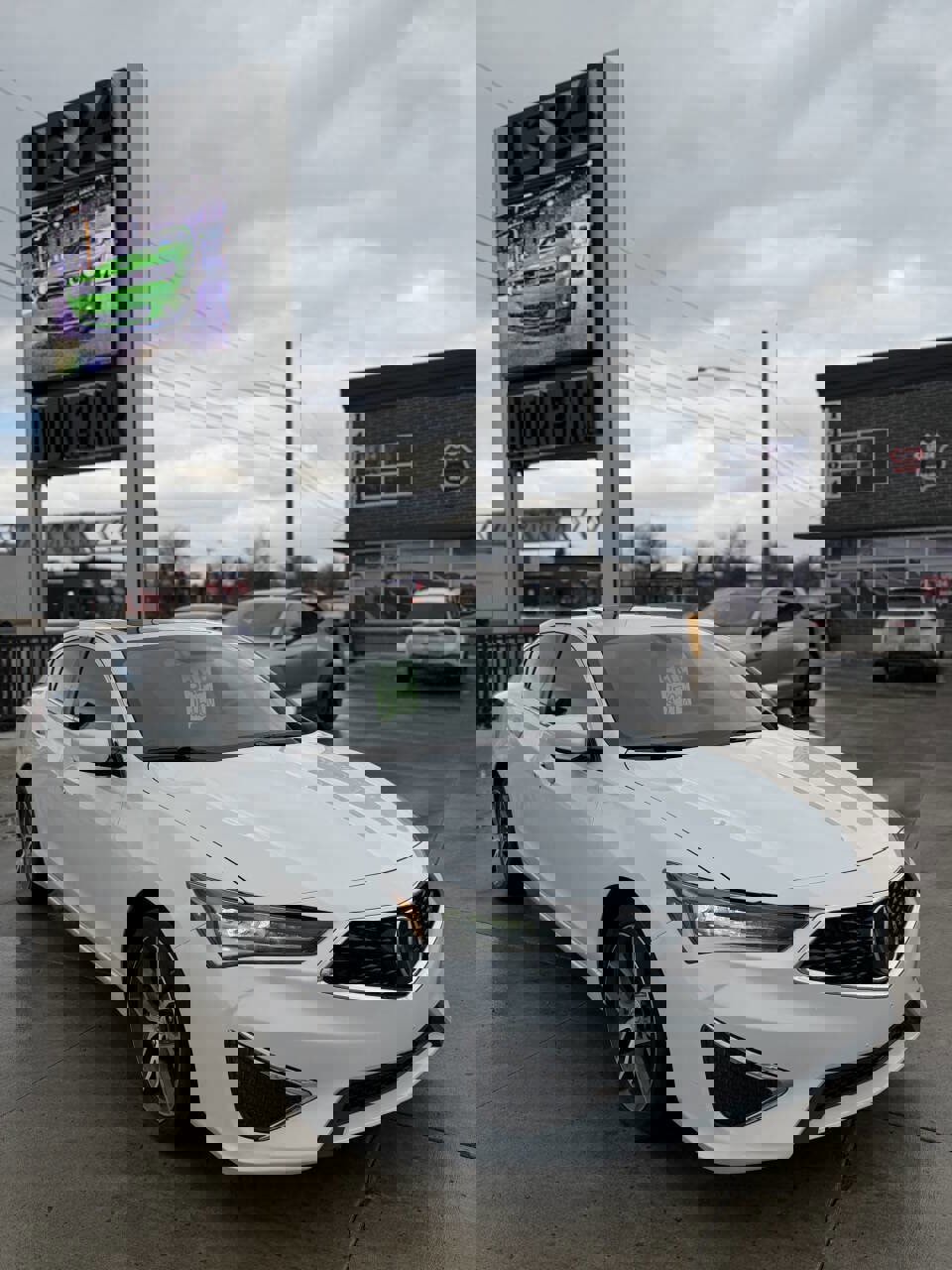 Used 2019 Acura ILX image 1