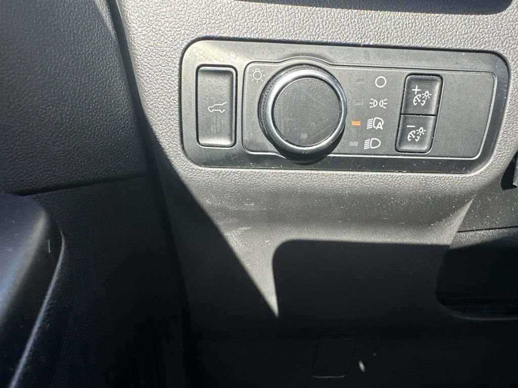 Used 2024 Ford Escape ST-Line w/ Tech Pack #1 AWD/4WD image 31