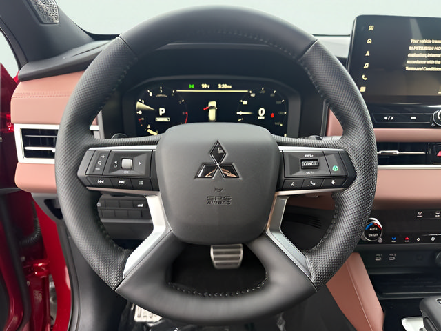New 2026 Mitsubishi Outlander SEL FWD image 16