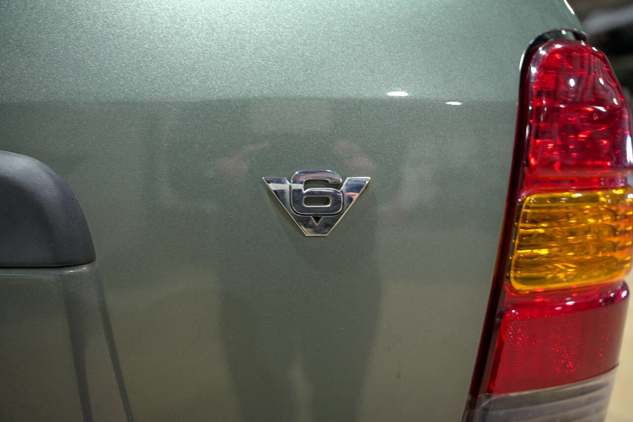 Used 2006 Ford Escape XLT image 24