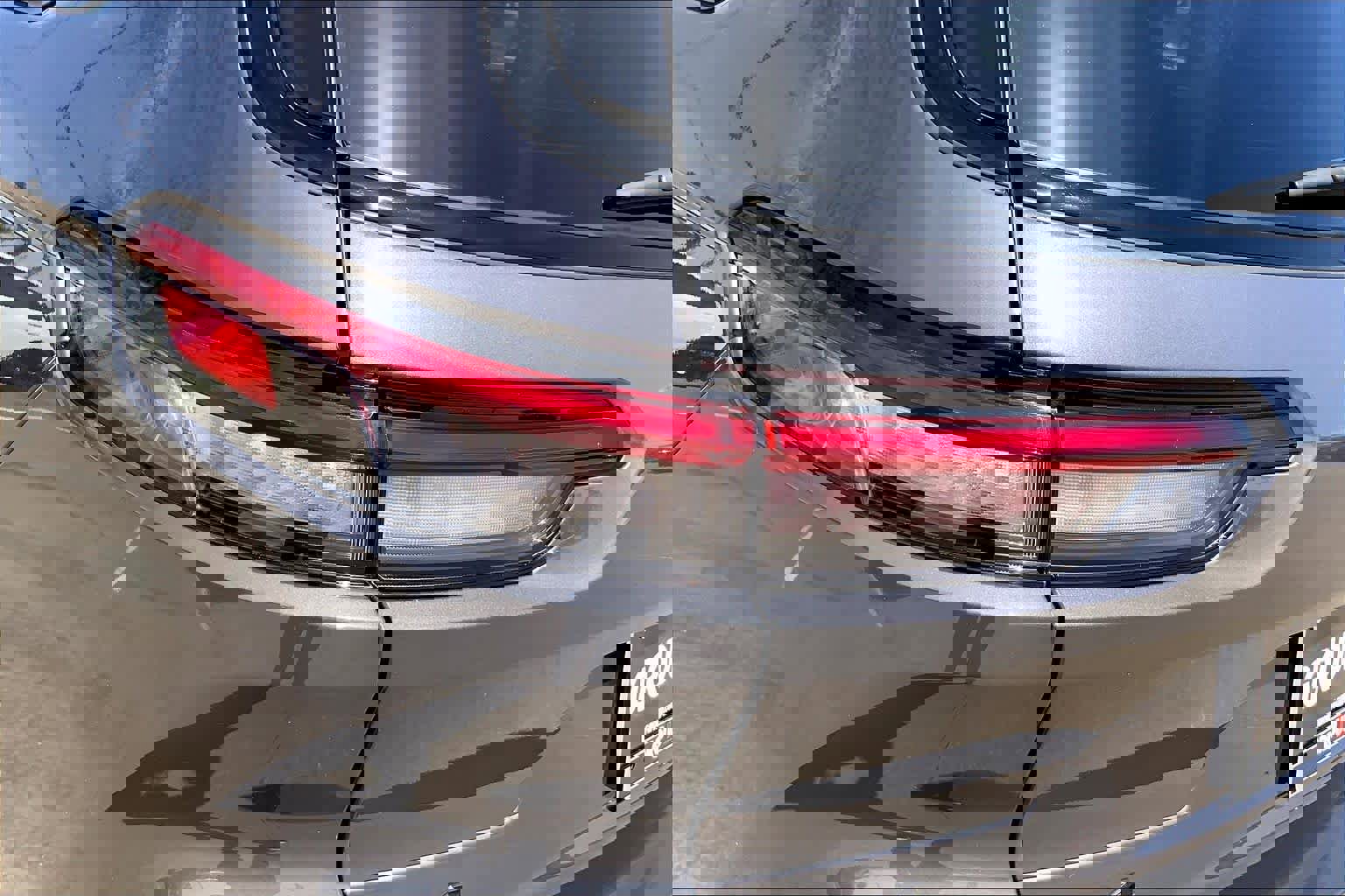 Used 2025 Jeep Grand Cherokee L Limited w/ Luxury Tech Group II AWD/4WD image 28