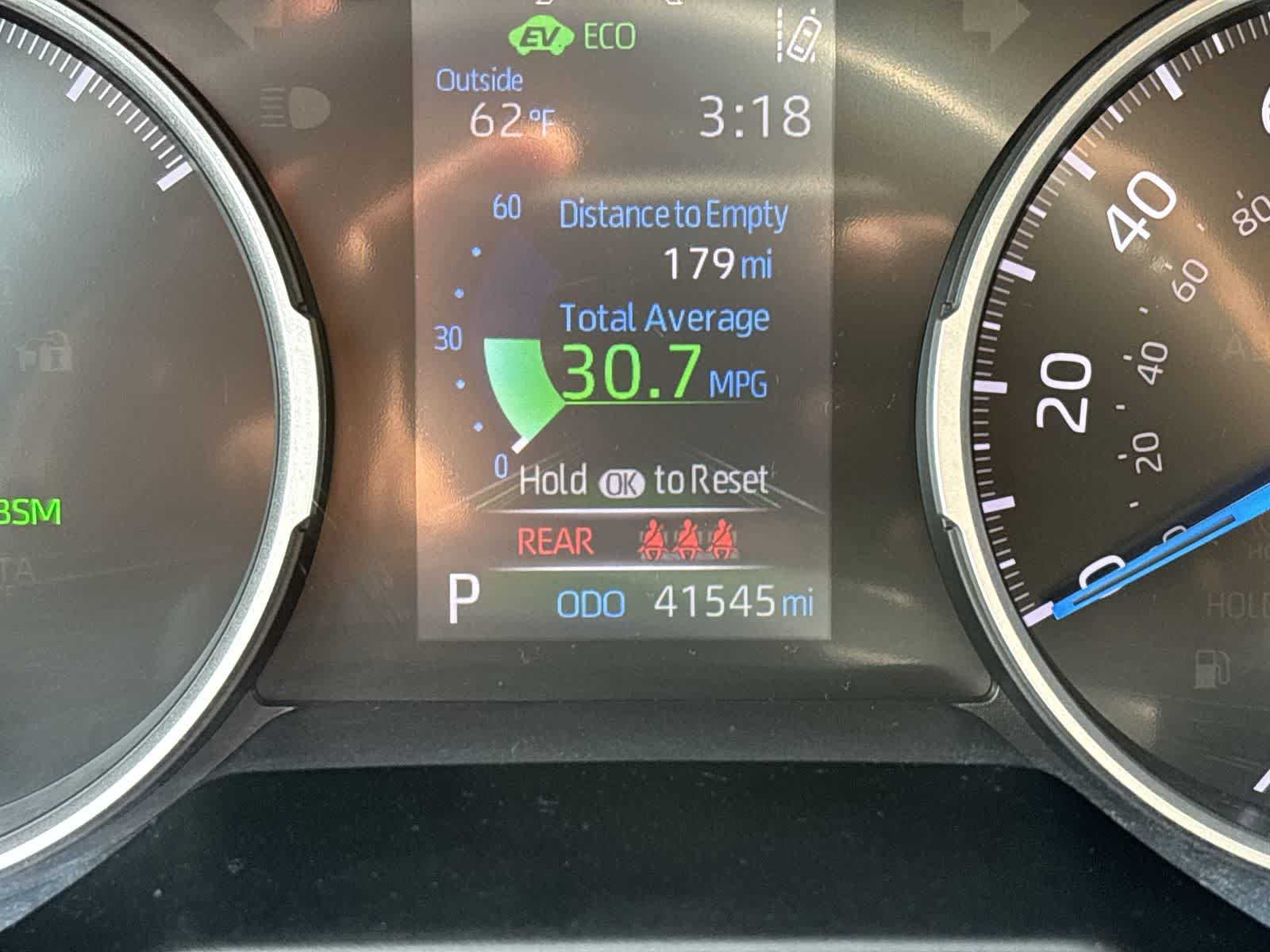 Used 2021 Toyota RAV4 XLE w/ XLE Grade Weather Package AWD/4WD image 16