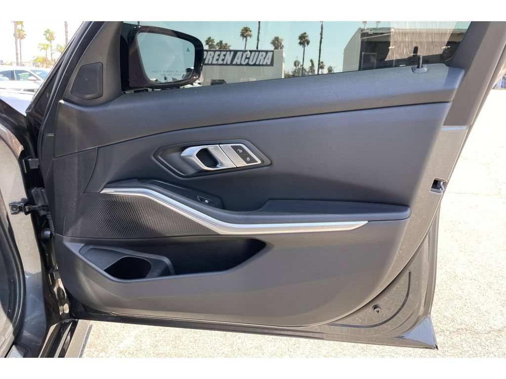 Used 2022 BMW M340i w/ Driving Assistance Package RWD image 19