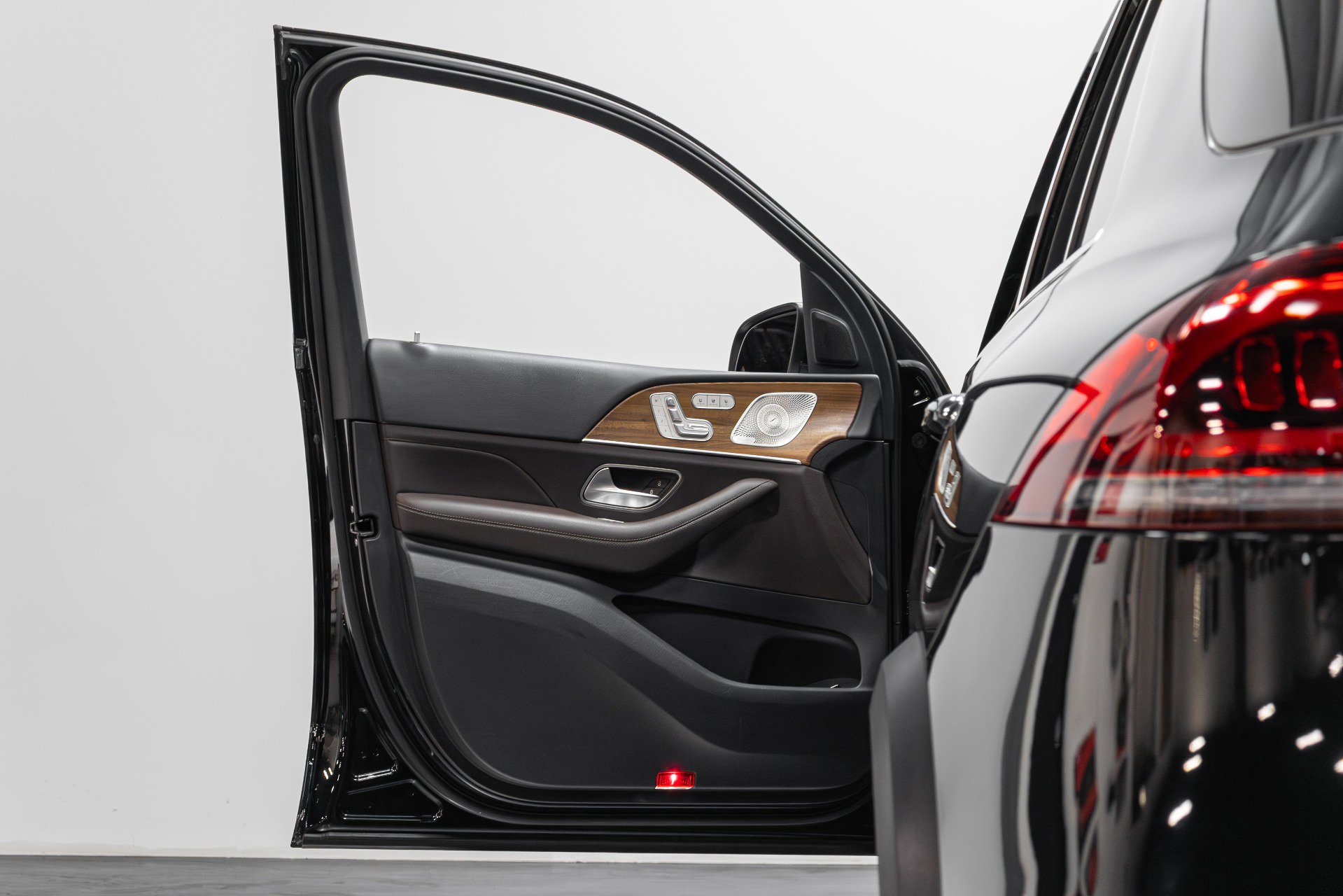 Used 2021 Mercedes-Benz GLE 350 4MATIC image 46