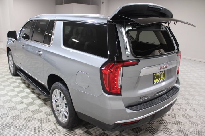 Used 2024 GMC Yukon XL Denali AWD/4WD image 14