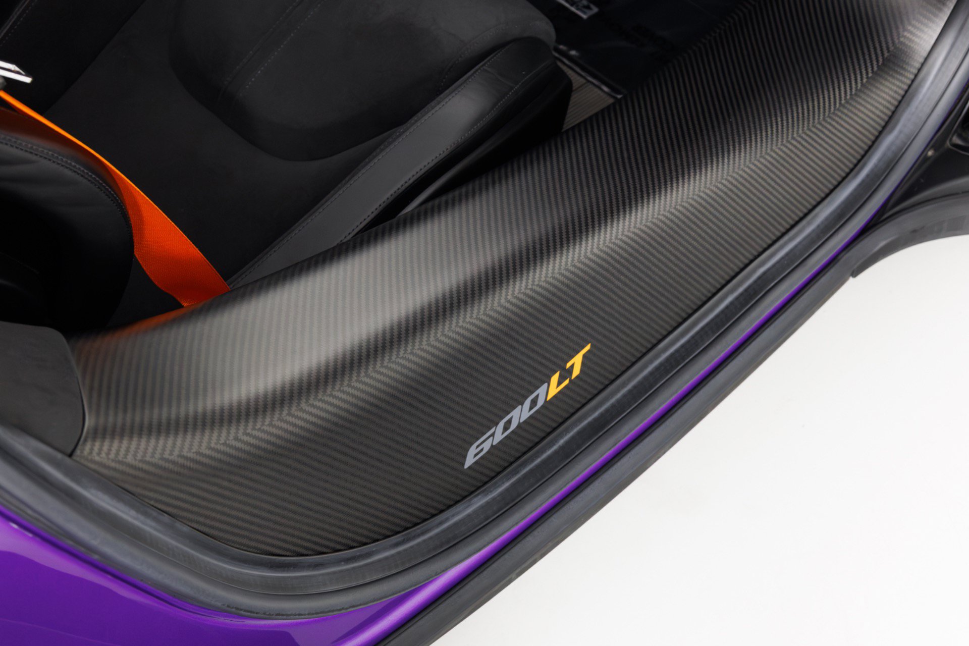 Used 2020 McLaren 600LT Spider RWD image 44