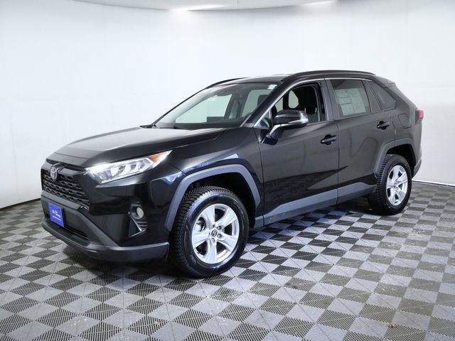 Used 2020 Toyota RAV4 XLE w/ All Weather Liner Package AWD/4WD image 5