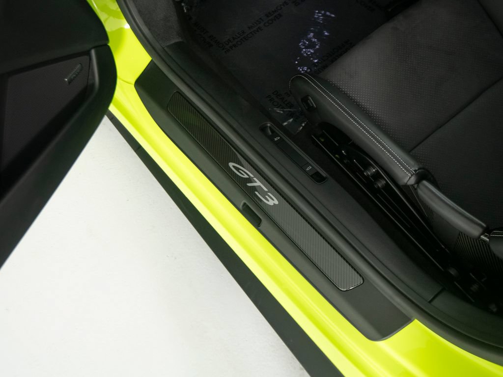 Used 2023 Porsche 911 GT3 RWD image 13