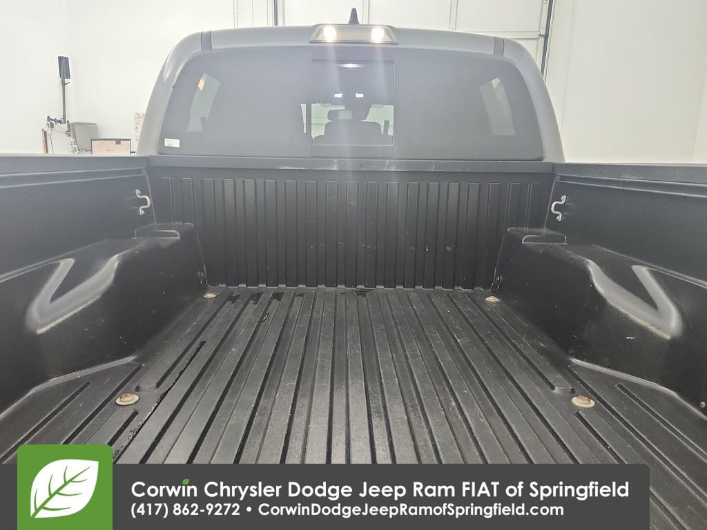 Used 2020 Toyota Tacoma TRD Sport image 32