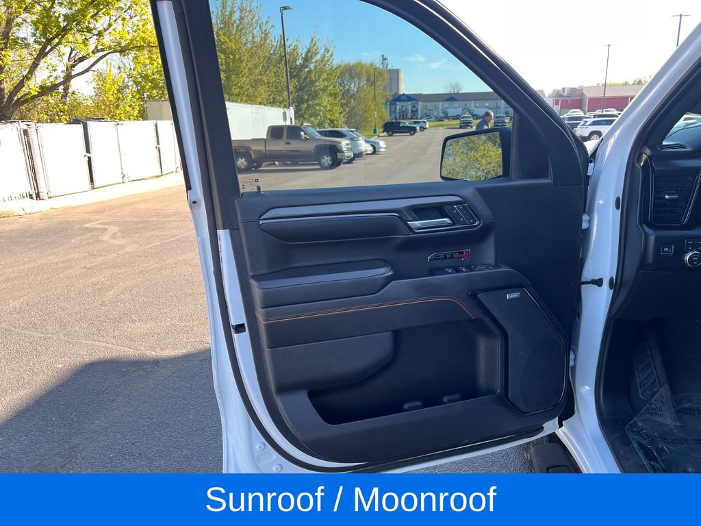 Used 2022 GMC Sierra 1500 AT4 w/ Sierra Safety Plus Package AWD/4WD image 13