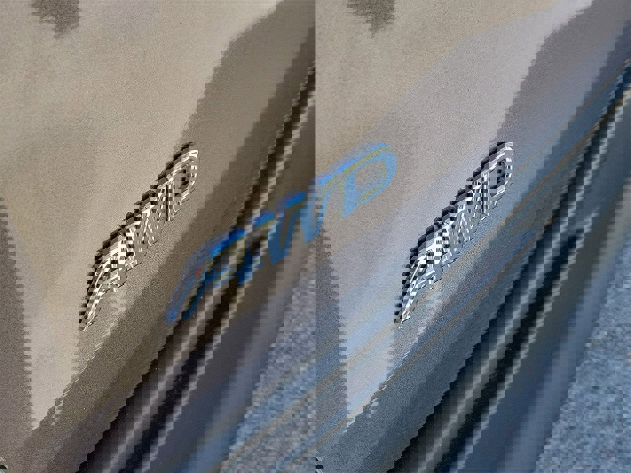 Used 2024 Toyota Sienna XLE image 7