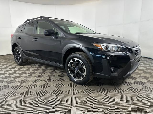 Used 2023 Subaru Crosstrek 2.0i Premium image 2