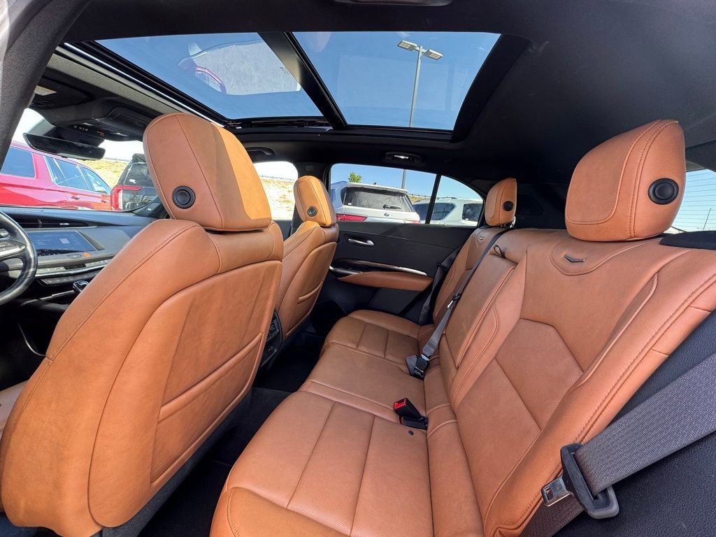 Used 2020 Cadillac XT4 Sport FWD image 2