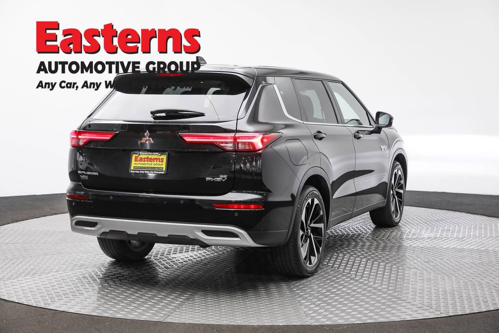 Used 2023 Mitsubishi Outlander SE image 5
