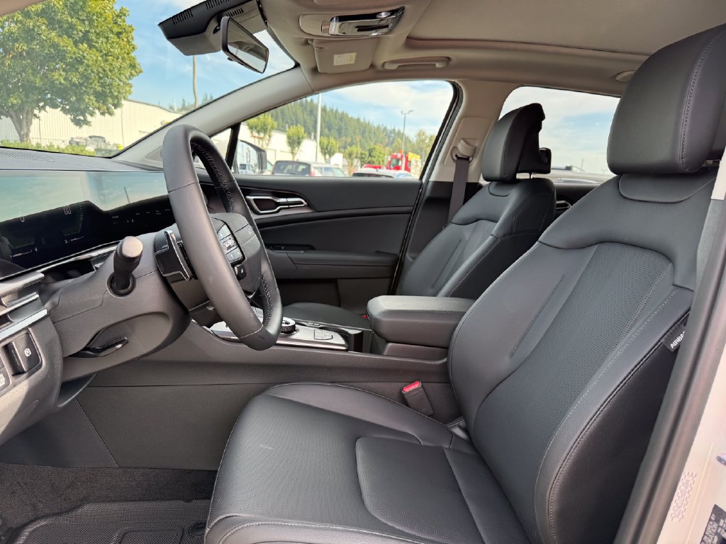 New 2026 Kia Sportage EX w/ EX Panoramic Sunroof Package AWD/4WD image 15