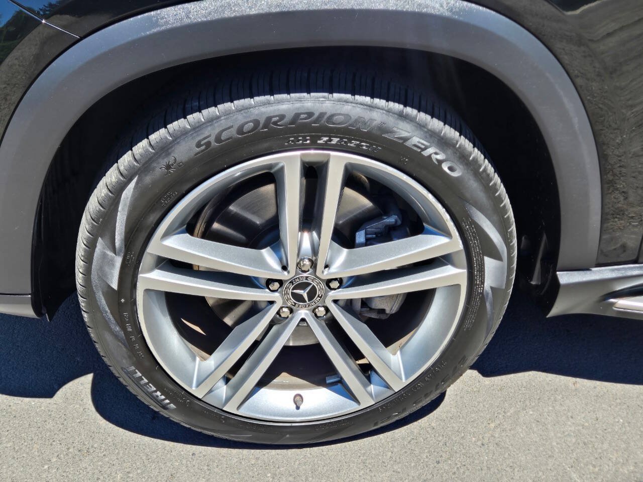 Used 2020 Mercedes-Benz GLE 450 4MATIC image 33