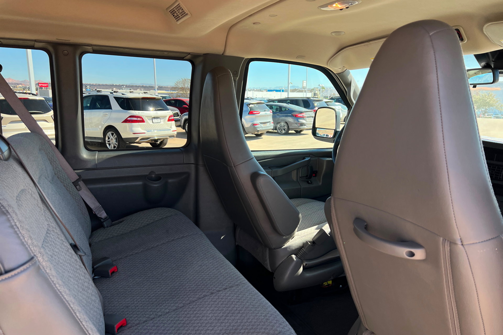 Certified 2024 Chevrolet Express 3500 LT w/ LT Preferred Equipment Group image 21