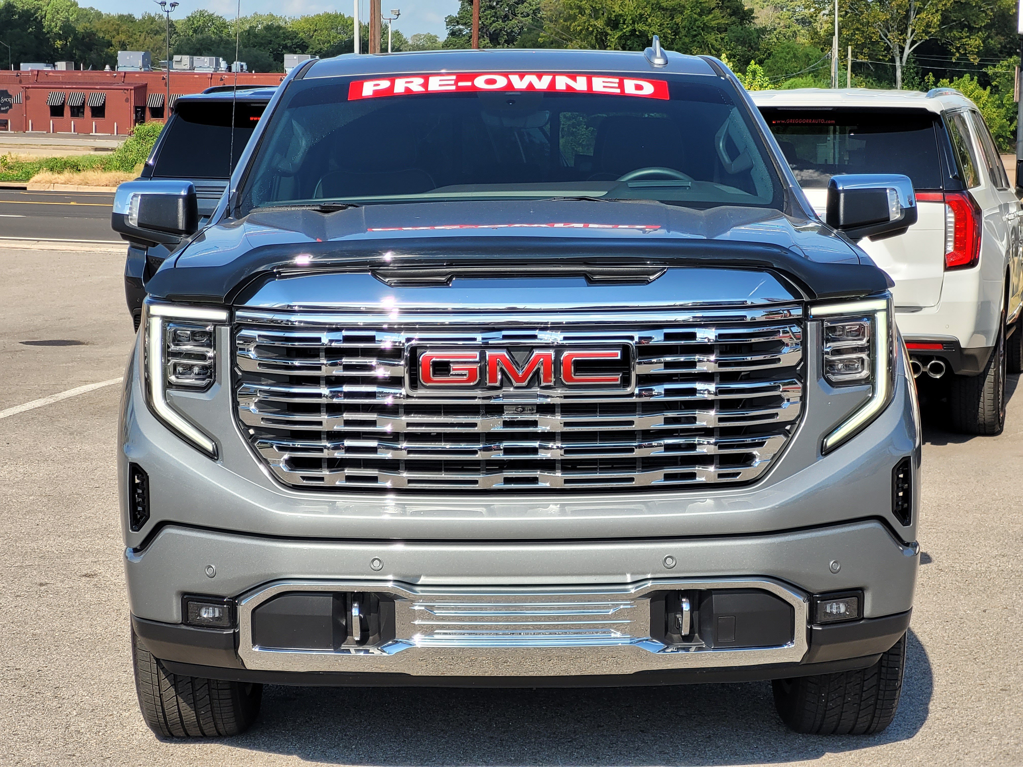 Used 2026 GMC Sierra 1500 Denali AWD/4WD image 2