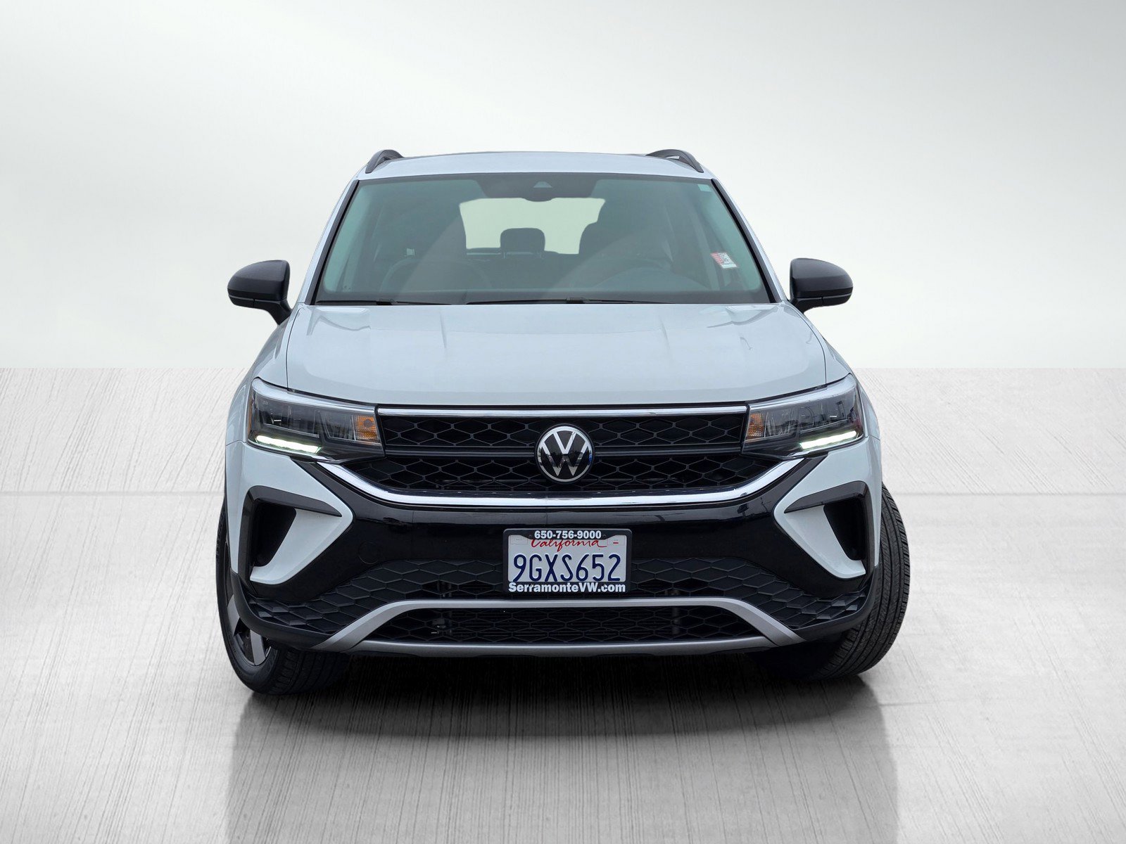 Used 2023 Volkswagen Taos S w/ Driver Assistance Package AWD/4WD image 2